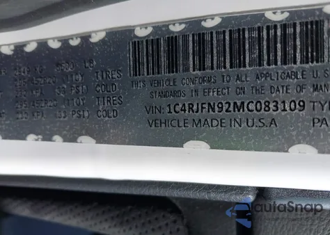 2020 Jeep Grand Cherokee Trackhawk 4X4 z USA, uszkodzony, nr VIN 1C4RJFN94LC117596